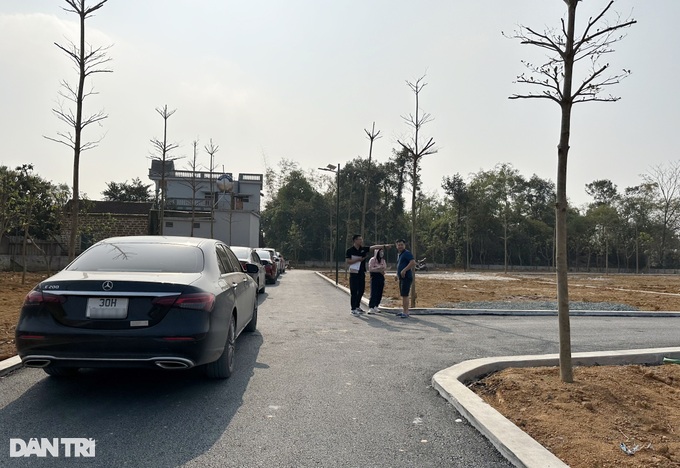 Hết thời hét giá, chủ đất và môi giới cùng bị ép giá - 1 Hết thời hét giá, chủ đất và môi giới cùng bị ép giá - 1