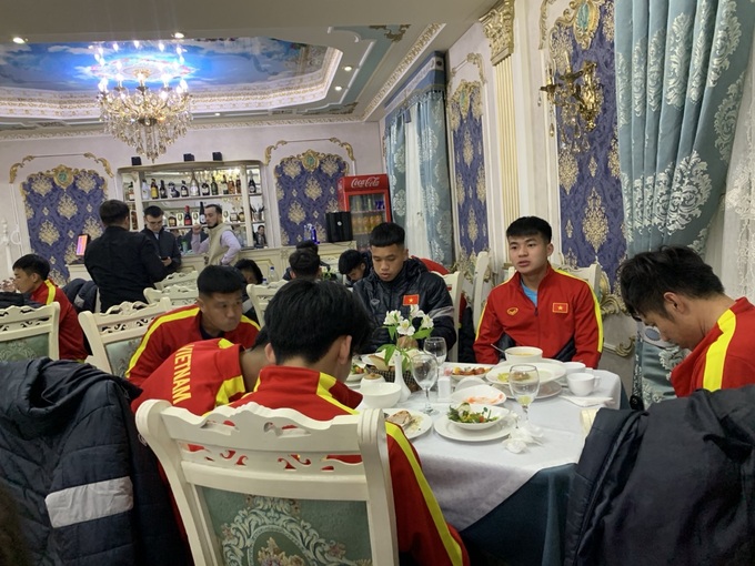 U20 Việt Nam có mặt tại Uzbekistan, sẵn sàng cho giải châu Á - 4
