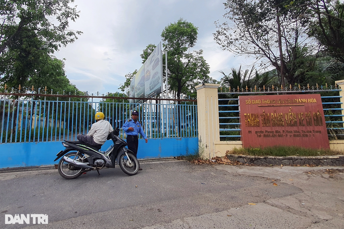 Công an làm việc với trung tâm đăng kiểm tại Nha Trang - 1