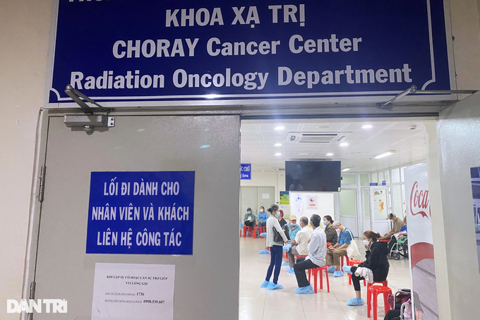 Thiếu thuốc và thiết bị: Bệnh viện Chợ Rẫy cứu bệnh nhân ung thư thế nào? - 4 Thiếu thuốc và thiết bị: Bệnh viện Chợ Rẫy cứu bệnh nhân ung thư thế nào? - 4