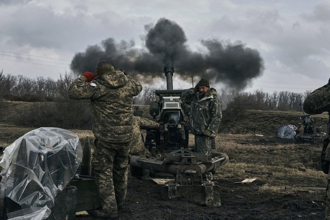 Giao tranh khốc liệt khắp Bakhmut, binh sĩ Ukraine quyết không đầu hàng - 1