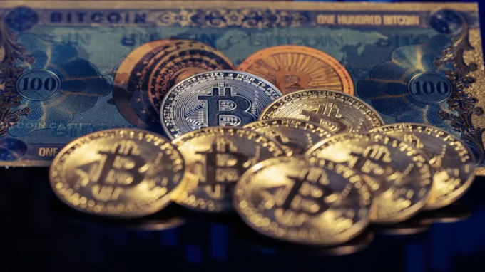 Bitcoin tụt ngưỡng 20.000 USD, hơn 70 tỷ USD vốn hóa bị quét trong 24 giờ - 1