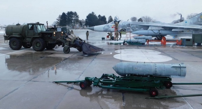 Vũ khí đặc biệt Ukraine có thể sử dụng để giải vây cho chảo lửa Bakhmut - 1 Vũ khí đặc biệt Ukraine có thể sử dụng để giải vây cho chảo lửa Bakhmut - 1