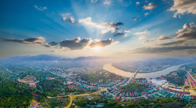 Lào Cai công bố quy hoạch xây dựng dọc sông Hồng kết nối 3 khu đô thị - 1