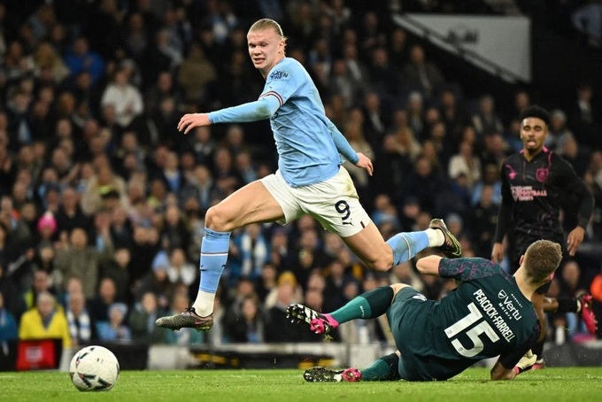 Haaland lập hattrick đưa Man City vào bán kết FA Cup - 1