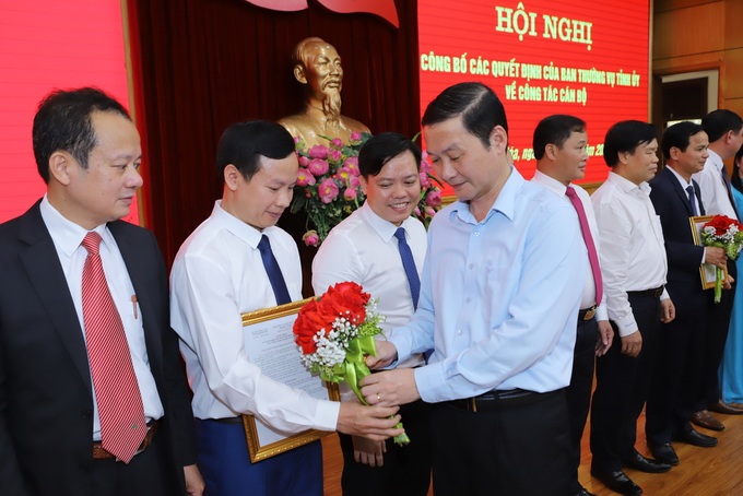 Thanh Hóa điều động, bổ nhiệm nhiều lãnh đạo, cán bộ chủ chốt - 3 Thanh Hóa điều động, bổ nhiệm nhiều lãnh đạo, cán bộ chủ chốt - 3