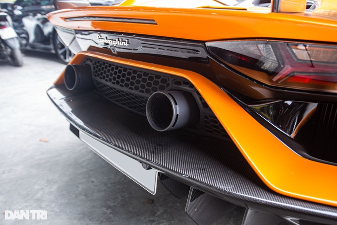 Mua lại siêu xe Lamborghini, đại gia Hà Nội lỗ hơn 5 tỷ đồng sau 5.000km - 10