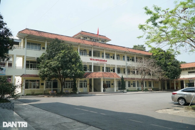 Nam sinh dành tặng giải quốc gia đến người cha liệt sĩ Trường Sa - 3 Nam sinh dành tặng giải quốc gia đến người cha liệt sĩ Trường Sa - 3