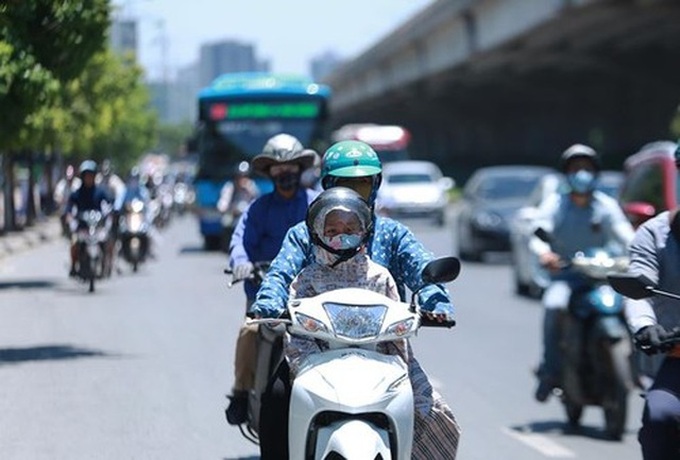 Thứ trưởng Bộ TN-MT: Các đợt nắng nóng kéo dài với cường độ cao hơn - 2 Thứ trưởng Bộ TN-MT: Các đợt nắng nóng kéo dài với cường độ cao hơn - 2