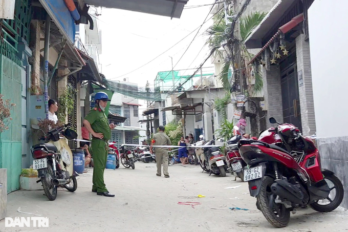 Điều tra nghi án con trai ngáo đá sát hại mẹ ở TPHCM - 1