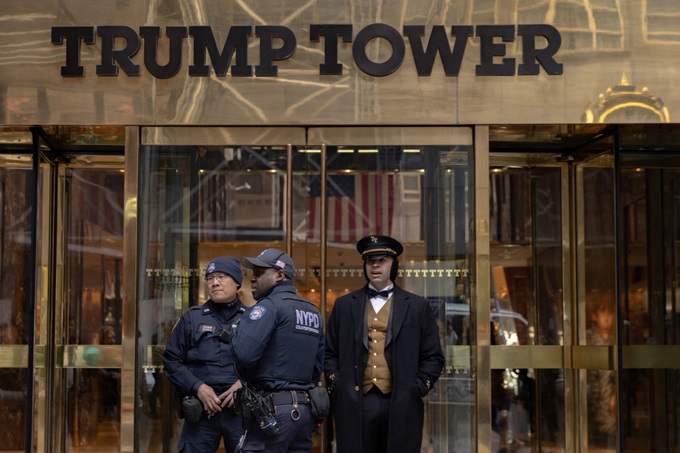 New York huy động lực lượng an ninh hùng hậu sau tin ông Trump bị truy tố - 2