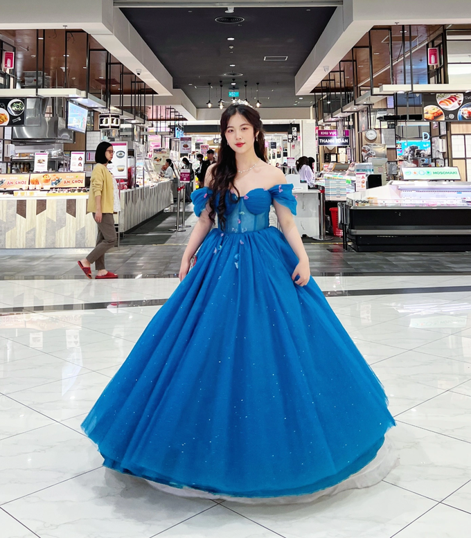 Trở thành công chúa với những mẫu váy của NTK Nguyễn Minh Công  Báo Phụ Nữ