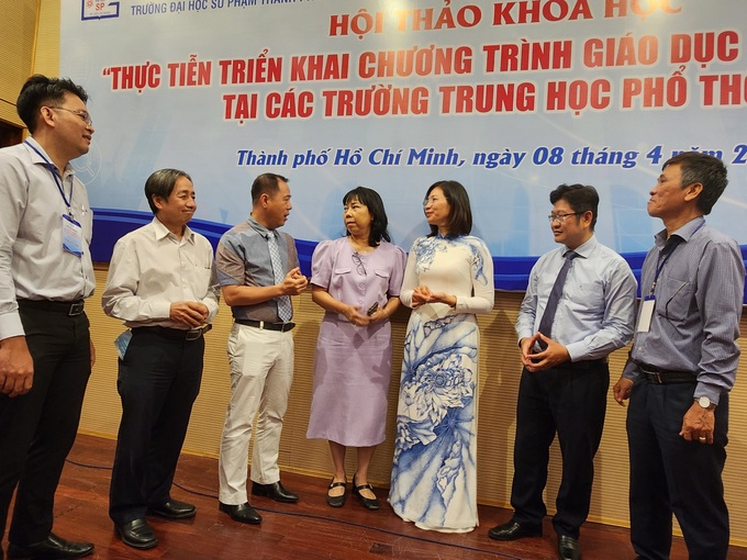 Khó tin cả tỉnh không có giáo viên Mĩ thuật THPT - 2