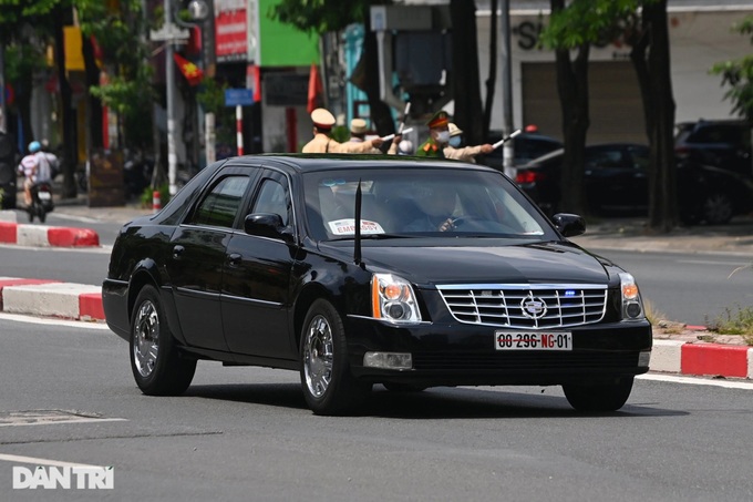 Chiếc Cadillac DTS chở Ngoại trưởng Mỹ khi thăm Việt Nam có gì đặc biệt? - 2