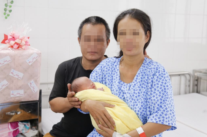 Hai bà mẹ bất ngờ lâm nguy khi sắp sinh: Cảnh giác cao 3 tháng cuối thai kỳ - 1 Hai bà mẹ bất ngờ lâm nguy khi sắp sinh: Cảnh giác cao 3 tháng cuối thai kỳ - 1