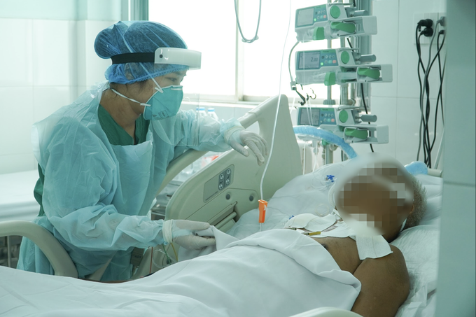 Nhiều ca mắc Covid-19 có bệnh nền nặng phải lọc máu ở Bệnh viện Chợ Rẫy - 2 Nhiều ca mắc Covid-19 có bệnh nền nặng phải lọc máu ở Bệnh viện Chợ Rẫy - 2