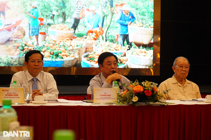 Bộ trưởng Lê Minh Hoan nêu lý do 1kg xoài có giá bằng ly trà đá - 2 Bộ trưởng Lê Minh Hoan nêu lý do 1kg xoài có giá bằng ly trà đá - 2