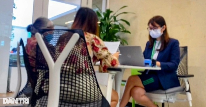Theo chân khách hàng đi đòi tiền bảo hiểm Manulife - 2 Theo chân khách hàng đi đòi tiền bảo hiểm Manulife - 2