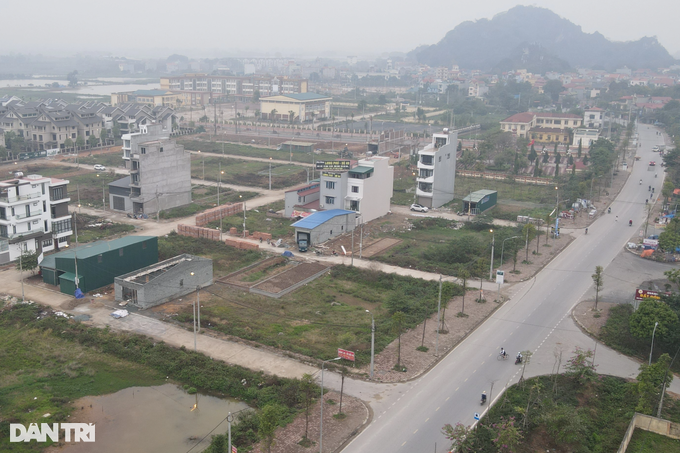 Không nghe vợ khuyên, nhà đầu tư đất nền mất ngay nhiều tỷ đồng - 1 Không nghe vợ khuyên, nhà đầu tư đất nền mất ngay nhiều tỷ đồng - 1