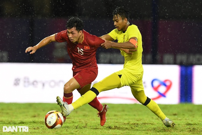 U22 Việt Nam vào bán kết SEA Games 32: Đường dài mới biết ngựa hay - 1