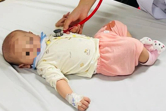 Sức khỏe của 4 trẻ sau sự cố tiêm vaccine hết hạn sử dụng - 1 Sức khỏe của 4 trẻ sau sự cố tiêm vaccine hết hạn sử dụng - 1