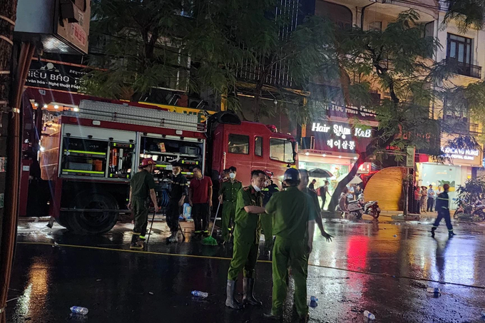 Cháy phòng trà 4 tầng ở Hải Phòng, 3 người tử vong - 3