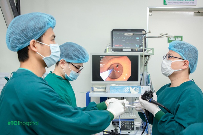 Nội soi dạ dày đại tràng - Khắc tinh của polyp đường tiêu hóa - 2 Nội soi dạ dày đại tràng - Khắc tinh của polyp đường tiêu hóa - 2
