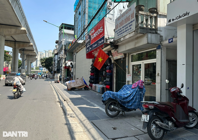 Nhà phố Hà Nội được rao bán rầm rộ, giá lên tới cả tỷ đồng/m2 - 1