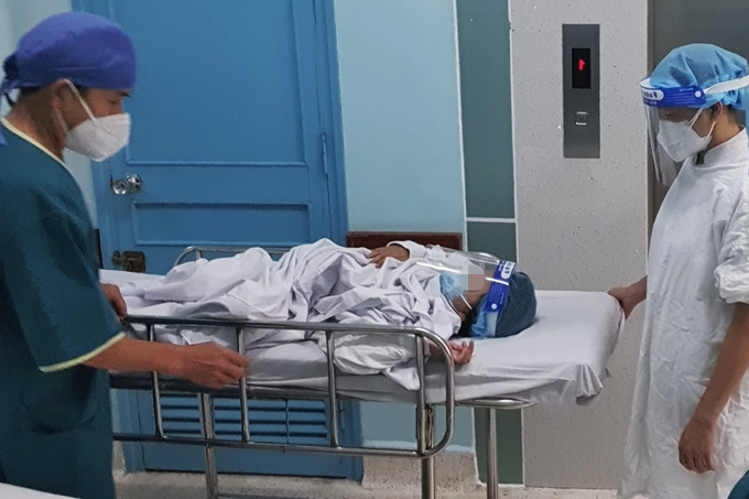 Bệnh viện Nhi đồng 2 đột ngột hoãn ghép gan khiến nhiều bệnh nhi lao đao - 2 Bệnh viện Nhi đồng 2 đột ngột hoãn ghép gan khiến nhiều bệnh nhi lao đao - 2