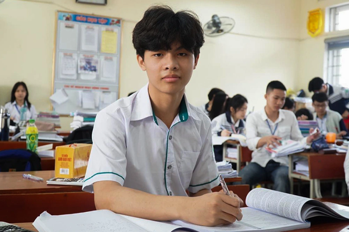 Nam sinh người Thái lọt top 1% thí sinh có điểm SAT cao nhất thế giới - 1