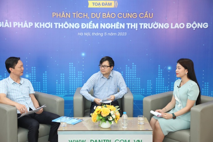 Thị trường lao động vẫn ghi nhận triển vọng tích cực ở một số nhóm ngành - 1