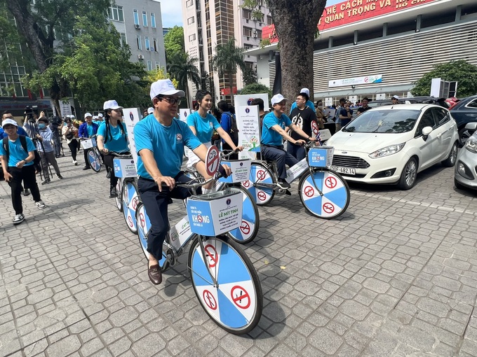 40.000 người Việt tử vong mỗi năm vì thuốc lá - 2 40.000 người Việt tử vong mỗi năm vì thuốc lá - 2