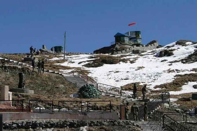 Ấn Độ nói Trung Quốc xây dựng các làng phòng thủ gần biên giới - 1