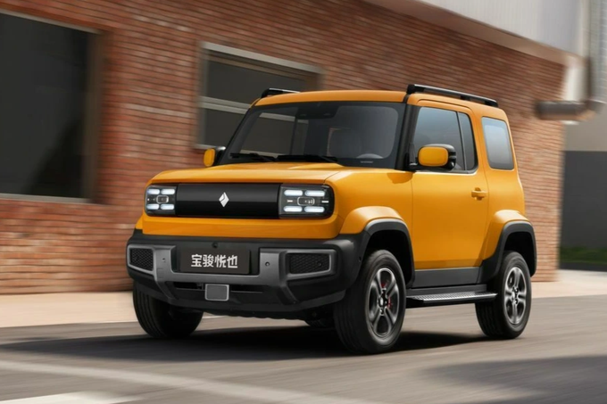 SUV điện tí hon Baojun Yep có giá tương đương chỉ khoảng 260 triệu đồng - 1