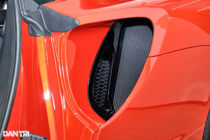 Siêu xe hybrid McLaren Artura có giá từ 15 tỷ đồng tại Việt Nam - 6