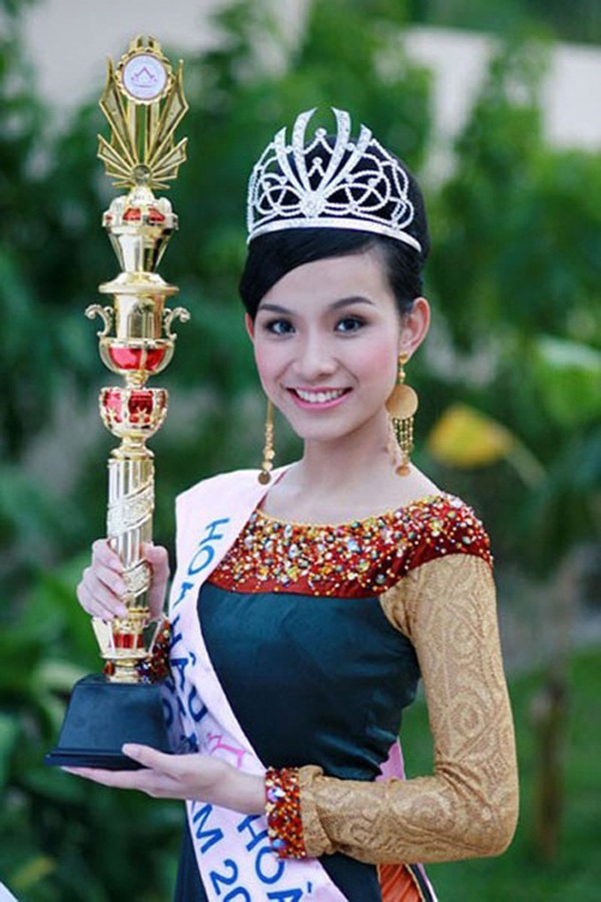 Đời tư của 5 Hoa hậu Hoàn vũ Việt Nam: Người sống xa hoa, người học dang dở - 1