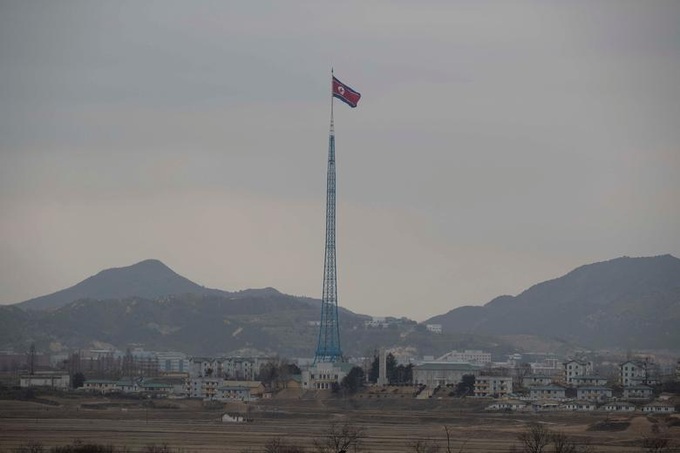 Ảnh hiếm về cuộc sống ở Triều Tiên nhìn từ bên kia biên giới - 7