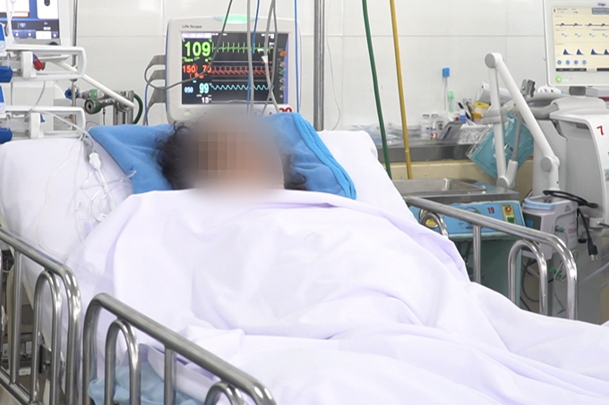 Vụ hôn mê, mất 6 lít máu sau khi hút mỡ bụng: Kiểm tra bệnh viện thẩm mỹ - 1 Vụ hôn mê, mất 6 lít máu sau khi hút mỡ bụng: Kiểm tra bệnh viện thẩm mỹ - 1