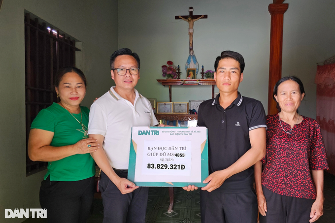 Hơn 250 triệu đồng đến với bé gái 3 tháng tuổi bụng phình to, chực nổ tung - 1 Hơn 250 triệu đồng đến với bé gái 3 tháng tuổi bụng phình to, chực nổ tung - 1
