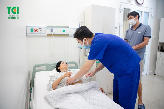 Cảnh báo cắt bỏ tử cung vì mắc cùng lúc nhiều bệnh phụ khoa - 4 Cảnh báo cắt bỏ tử cung vì mắc cùng lúc nhiều bệnh phụ khoa - 4