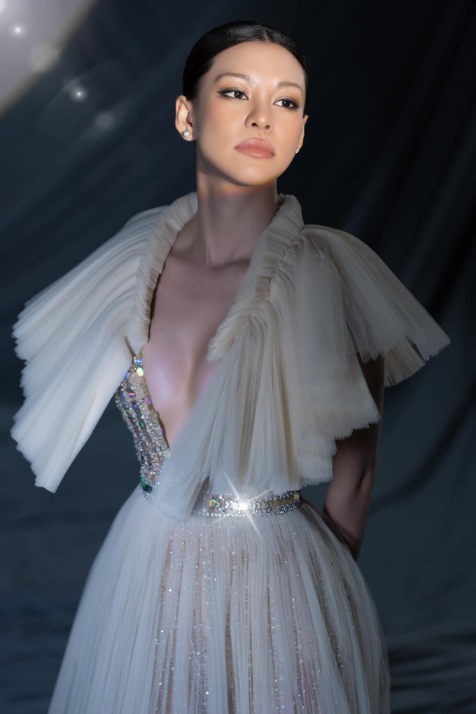 Bùi Lan Hương - bạn gái kém 11 tuổi của Nguyễn Quang Dũng nóng bỏng cỡ nào? - 13