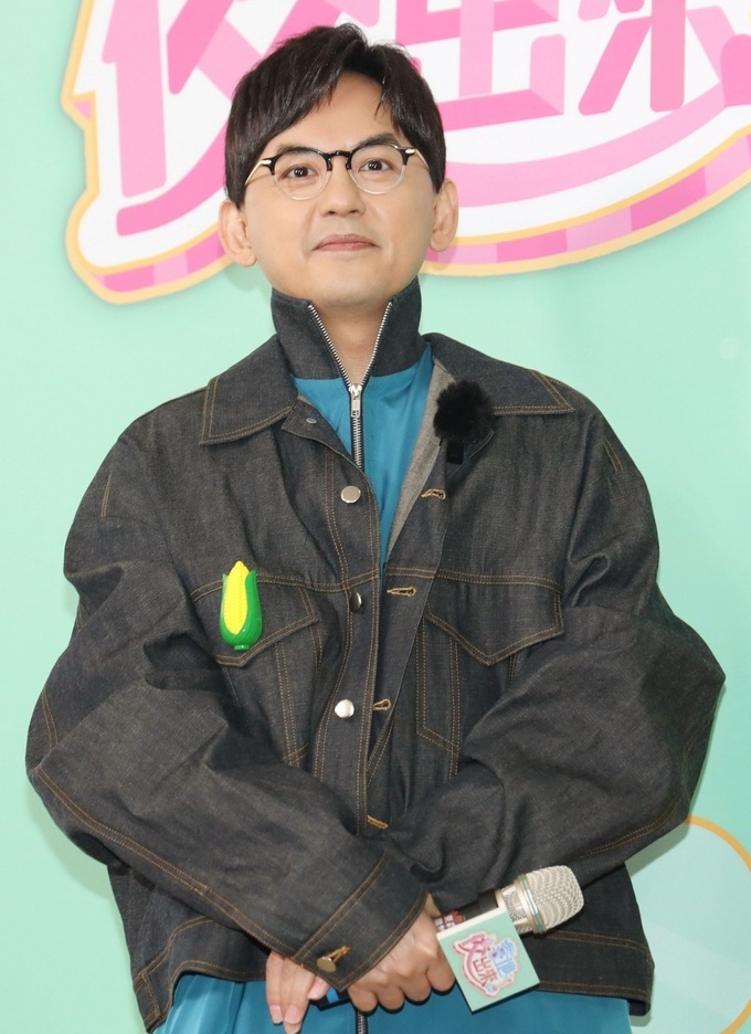 Chị em Từ Hy Viên, 10 nghệ sĩ bức xúc khi bị phanh phui đời tư thác loạn - 1