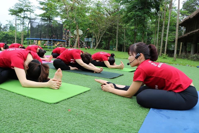 Yoga Nam Hà có dạy các bài tập tăng sức mạnh cho lưng không?
