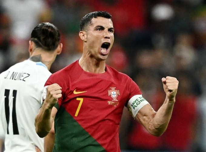 Vỡ mộng với Lionel Messi, Indonesia chơi lớn mời C.Ronaldo - 2