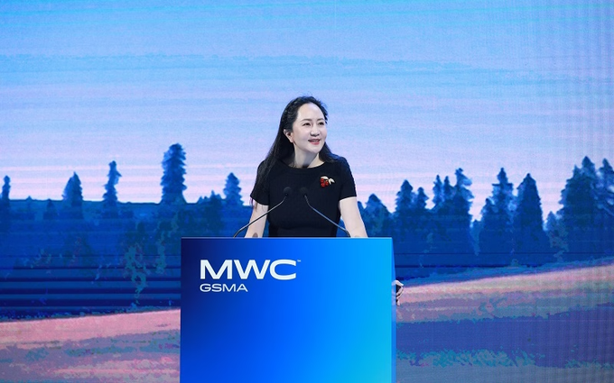 Bà Mạnh Vãn Chu, Chủ tịch luân phiên của Huawei, phát biểu tại MWC Thượng Hải 2023 (Ảnh: Huawei).