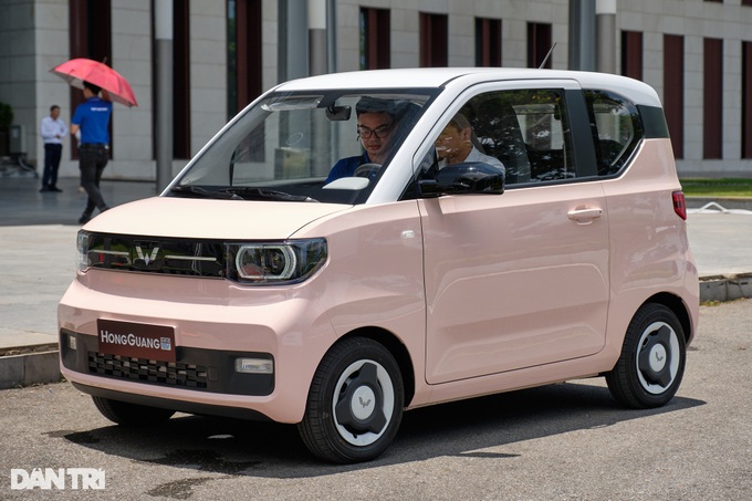 Ô tô giá hơn 200 triệu đồng và loạt xe mới ra mắt cho khách Việt lựa chọn - 1
