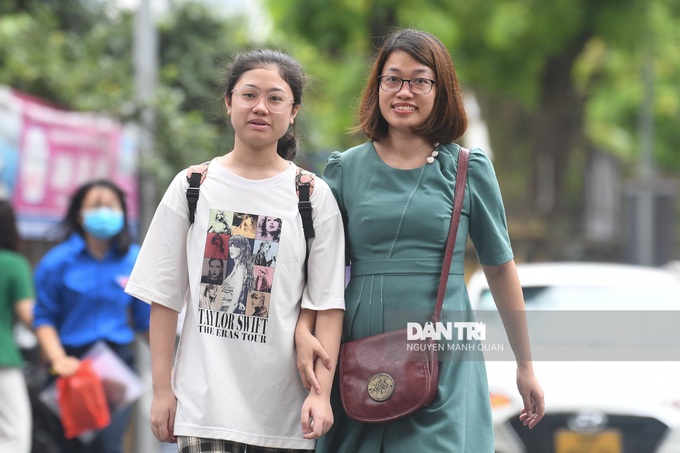 Con 9 năm học sinh xuất sắc vẫn trượt lớp 10, mẹ chật vật xoay hướng - 2