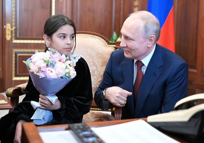 Tổng thống Putin tiếp vị khách đặc biệt tại Điện Kremlin - 2