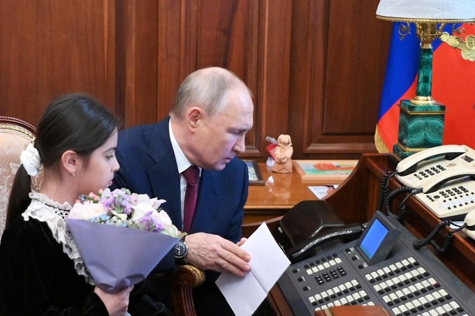 Tổng thống Putin tiếp vị khách đặc biệt tại Điện Kremlin - 3