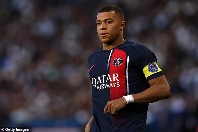 Động thái cứng rắn của tân HLV PSG với Kylian Mbappe - 2